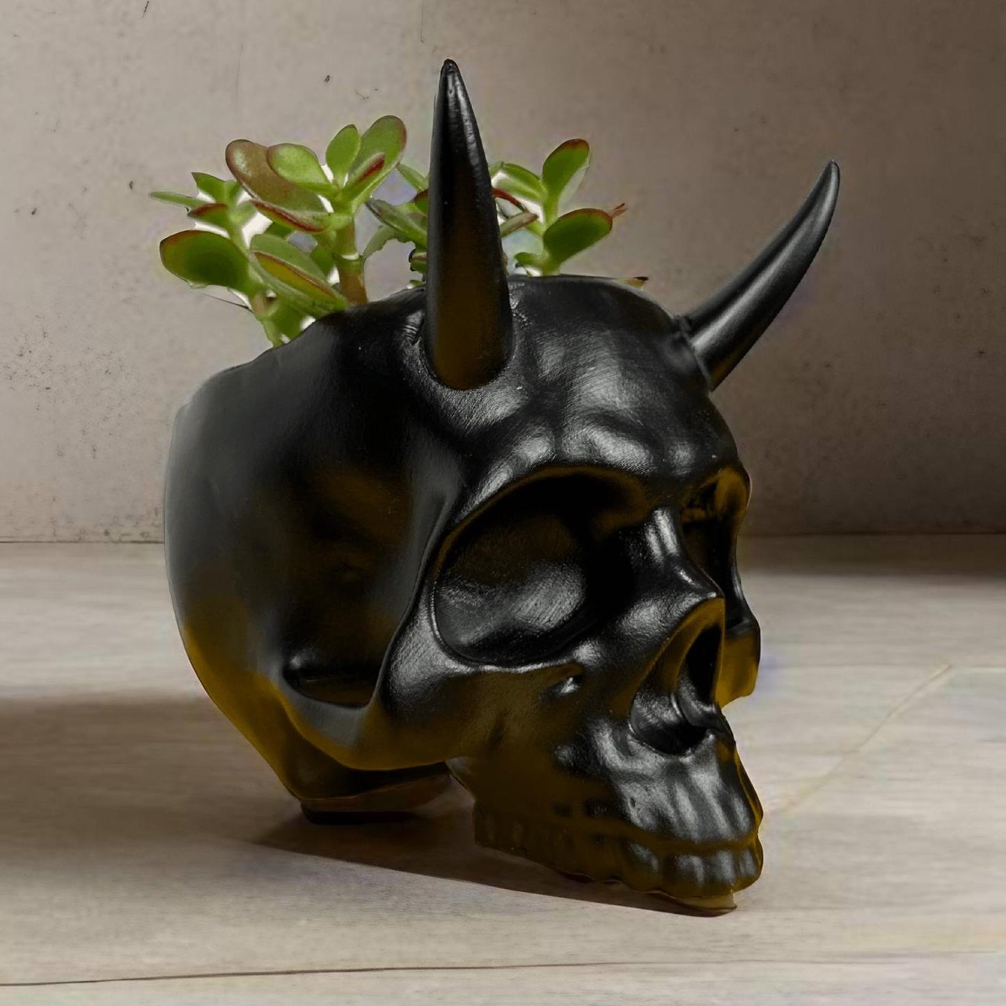 Horned Skull Pot